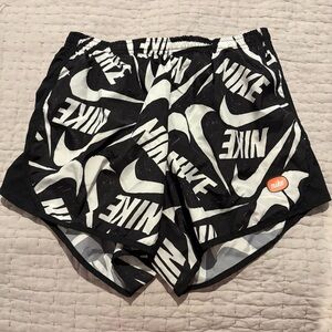 Nike Girls Shorts Size XL Running Dri Fit with Logos Athletic Athleisure Sports